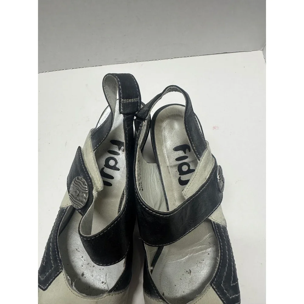 Fidji Black‎ Cream Leather Colorblock Slingback Mary Jane Heels Size 38 7.5